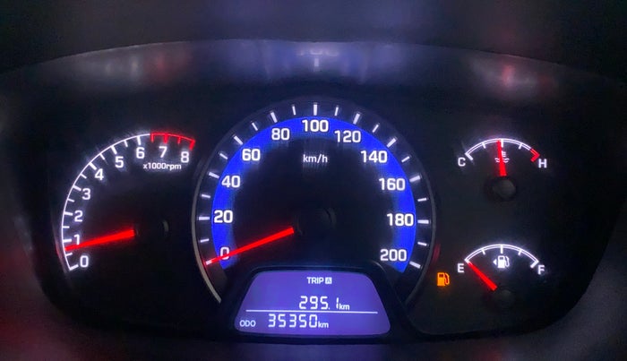 2017 Hyundai Xcent SX 1.2 (O), Petrol, Manual, 35,499 km, Odometer Image