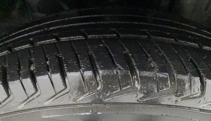 2018 Datsun Redi Go 1.0 T(O) AT, Petrol, Automatic, 64,886 km, Right Front Tyre Tread