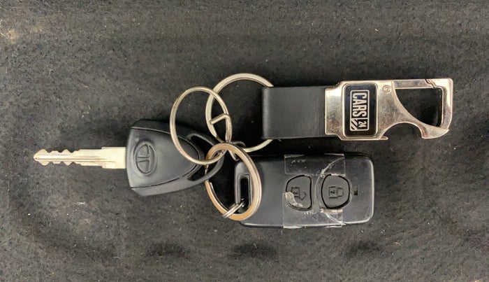 2017 Tata Nano XT TWIST, Petrol, Manual, 15,377 km, Key Close-up