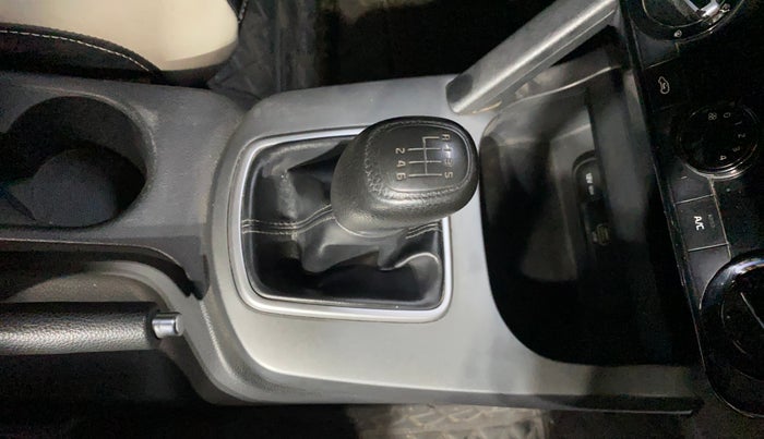 2020 KIA SELTOS HTE 1.5 DIESEL, Diesel, Manual, 74,186 km, Gear Lever