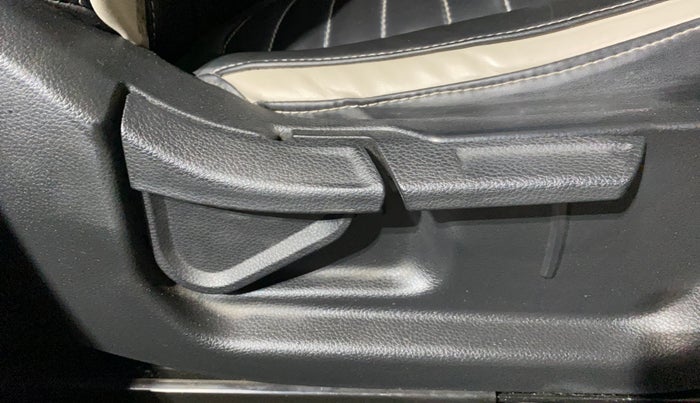 2020 KIA SELTOS HTE 1.5 DIESEL, Diesel, Manual, 74,186 km, Driver Side Adjustment Panel