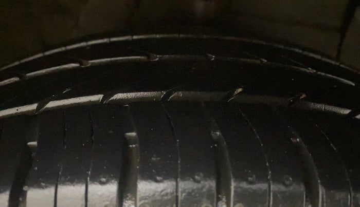 2016 Hyundai Grand i10 ASTA AT 1.2 KAPPA VTVT, Petrol, Automatic, 54,831 km, Right Front Tyre Tread