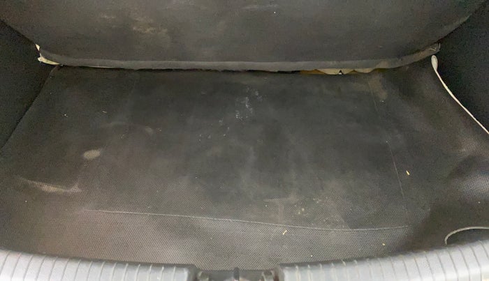 2016 Hyundai Grand i10 ASTA AT 1.2 KAPPA VTVT, Petrol, Automatic, 54,831 km, Boot Inside