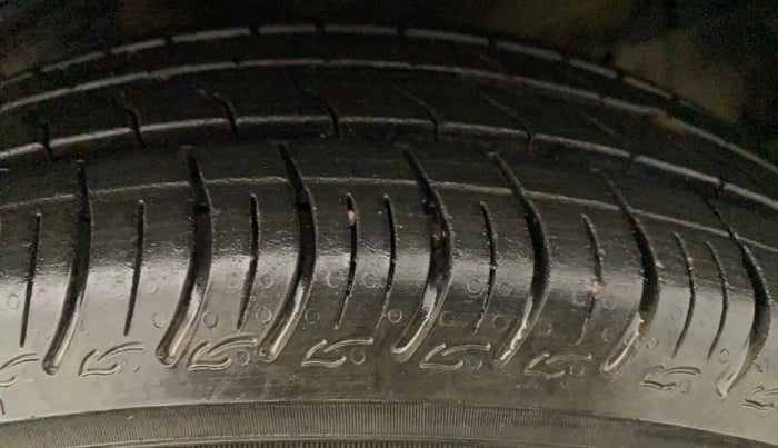 2022 Maruti S PRESSO VXI, Petrol, Manual, 5,632 km, Left Front Tyre Tread