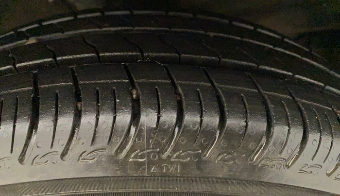 2022 Maruti S PRESSO VXI, Petrol, Manual, 5,632 km, Left Rear Tyre Tread