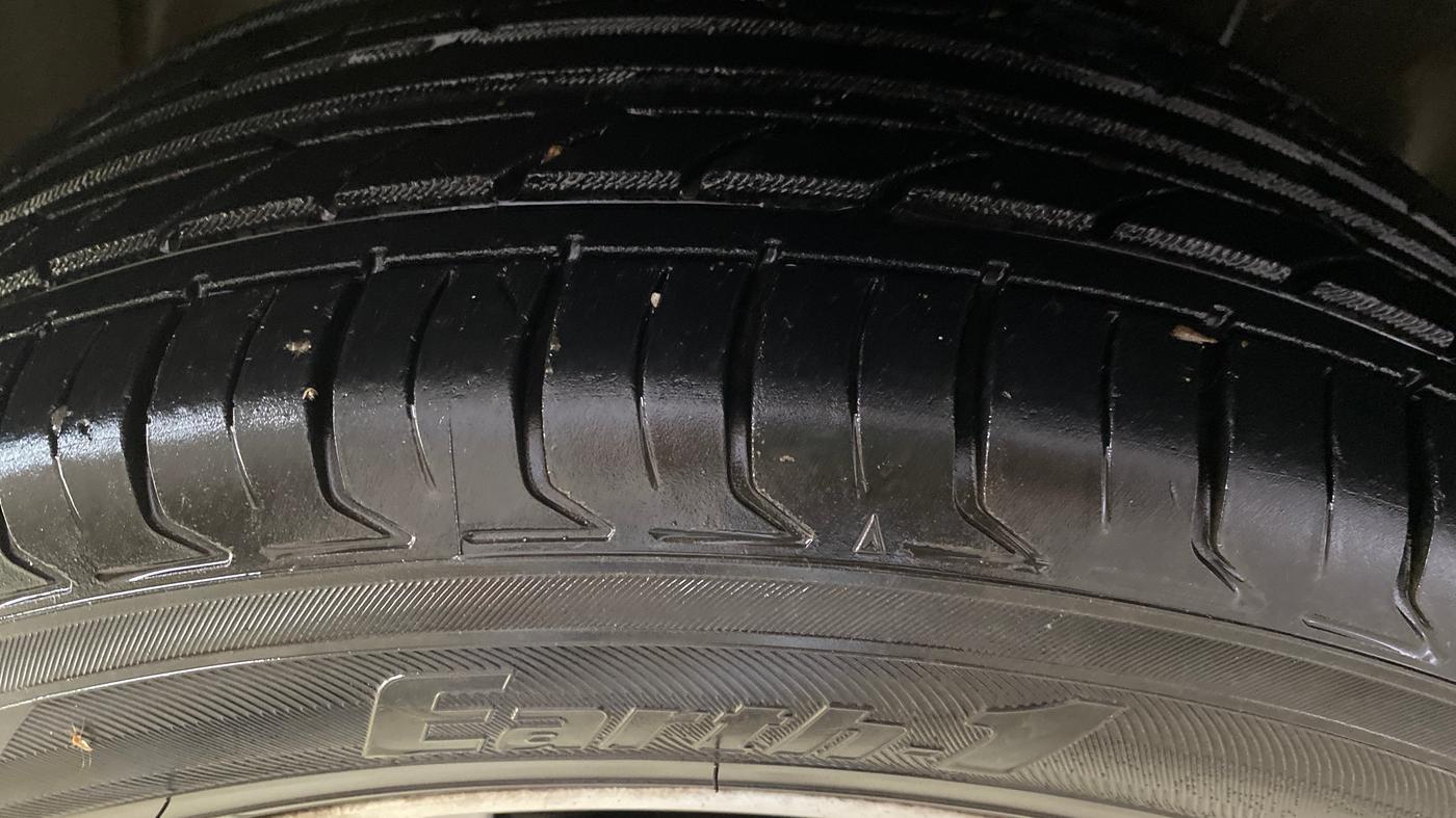 2018 Jeep Compass LIMITED 1.4 PETROL AT, Petrol, Automatic, 75,787 km, Left Front Tyre Tread