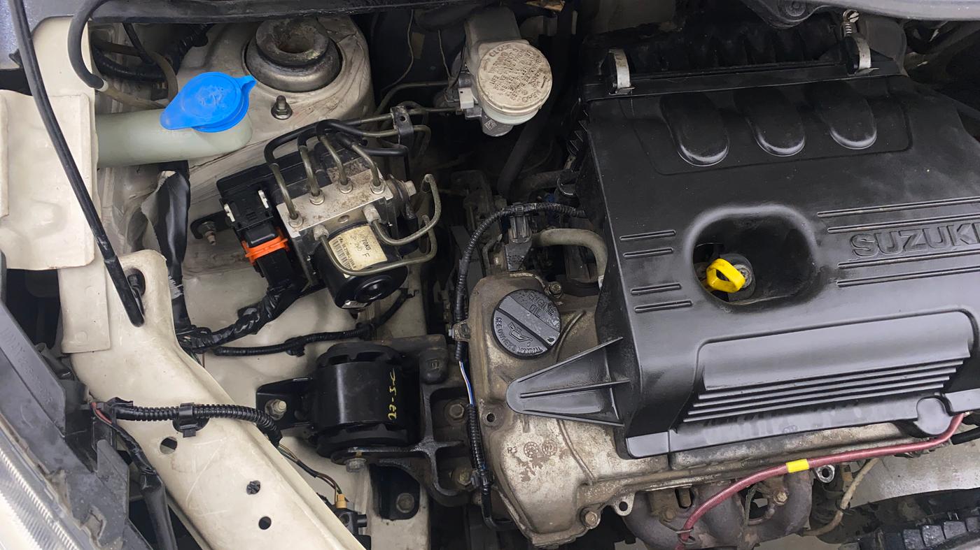 2017 Maruti Wagon R 1.0 VXI (O) AMT, Petrol, Automatic, 61,099 km, Engine View - Right