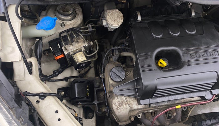 2017 Maruti Wagon R 1.0 VXI (O) AMT, Petrol, Automatic, 60,978 km, Engine View - Right