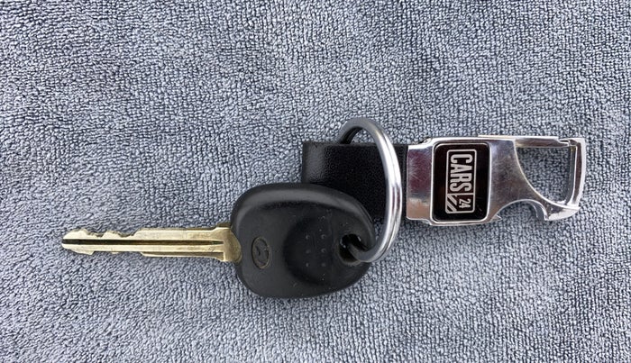 2016 Hyundai Eon ERA PLUS, Petrol, Manual, 44,914 km, Key Close Up