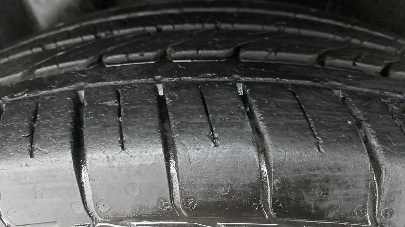 2019 MG HECTOR SHARP DCT PETROL, Petrol, Automatic, 37,934 km, Right Rear Tyre Tread
