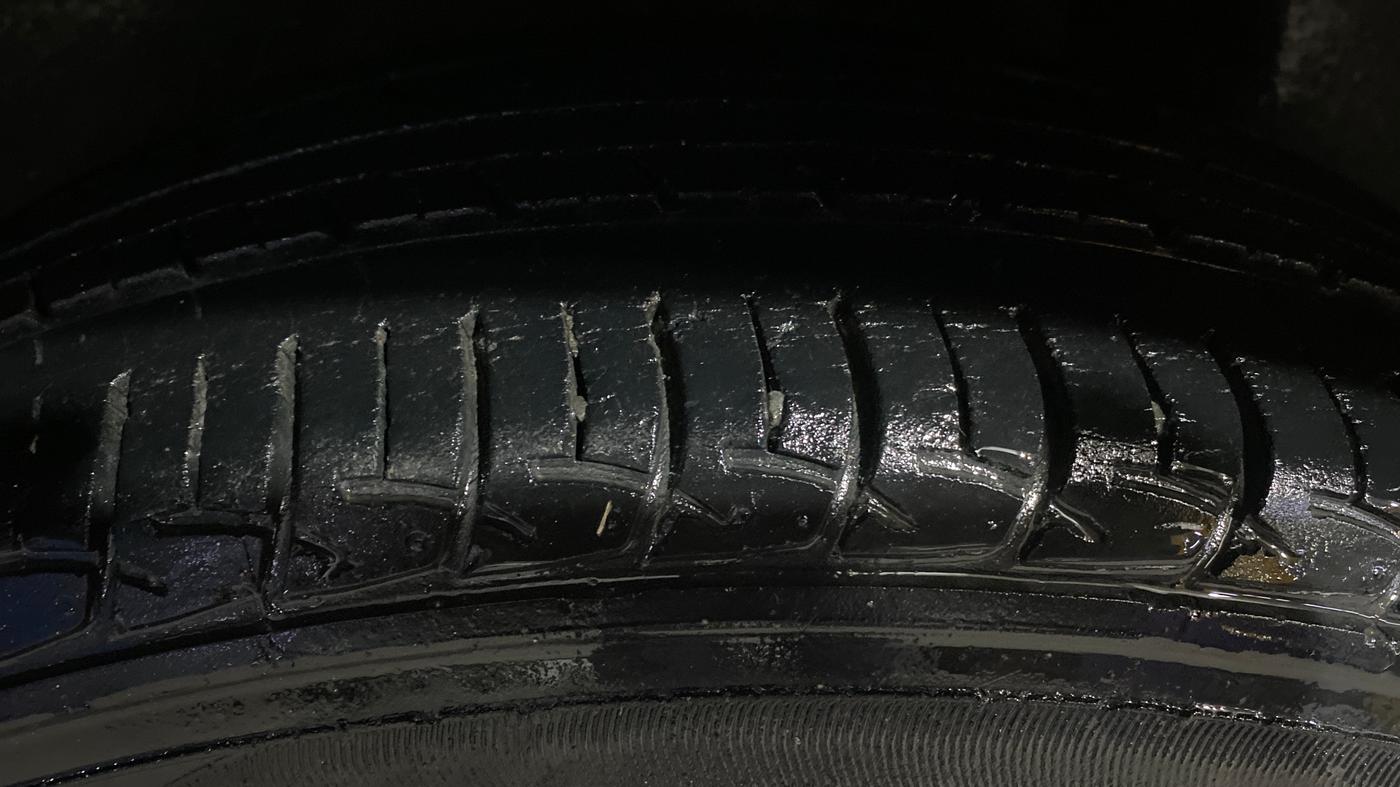 2016 Maruti Ciaz ZXI AT, Petrol, Automatic, 43,172 km, Left Rear Tyre Tread