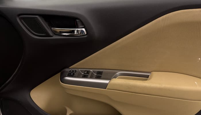 2015 Honda City 1.5L I-VTEC V MT, Petrol, Manual, 38,383 km, Driver Side Door Panels Control