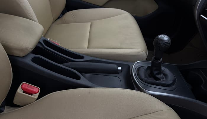 2015 Honda City 1.5L I-VTEC V MT, Petrol, Manual, 38,383 km, Gear Lever