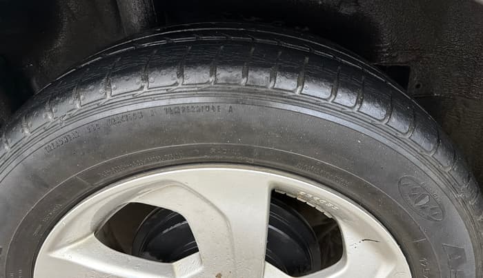 2015 Honda City 1.5L I-VTEC V MT, Petrol, Manual, 38,383 km, Right Rear Tyre Tread