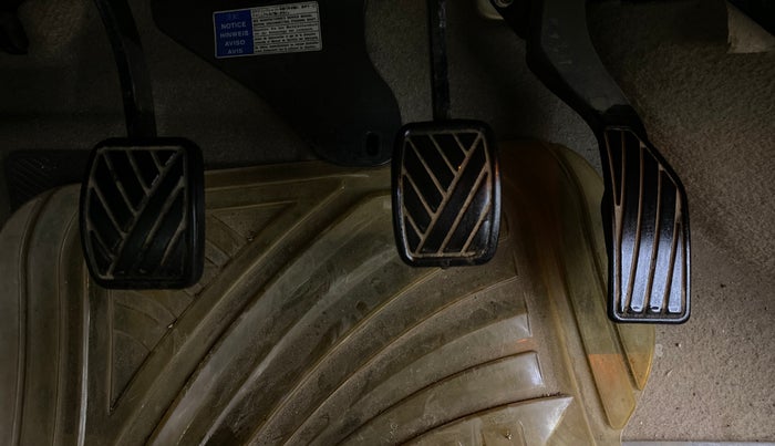 2017 Maruti Ciaz ZXI, Petrol, Manual, 36,792 km, Pedals