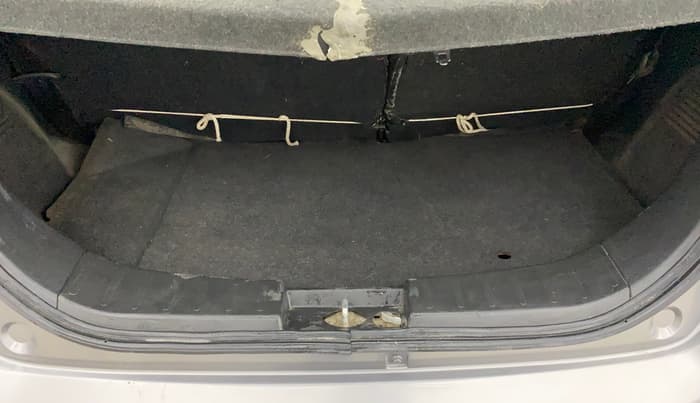 2014 Maruti Wagon R 1.0 VXI, Petrol, Manual, 10,000 km, Boot Inside