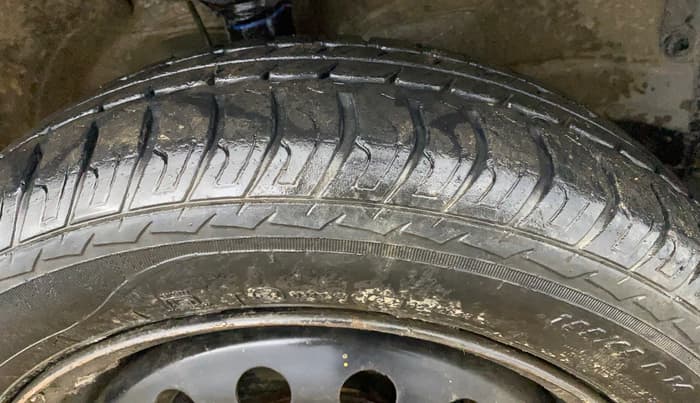 2014 Maruti Wagon R 1.0 VXI, Petrol, Manual, 10,000 km, Right Front Tyre Tread