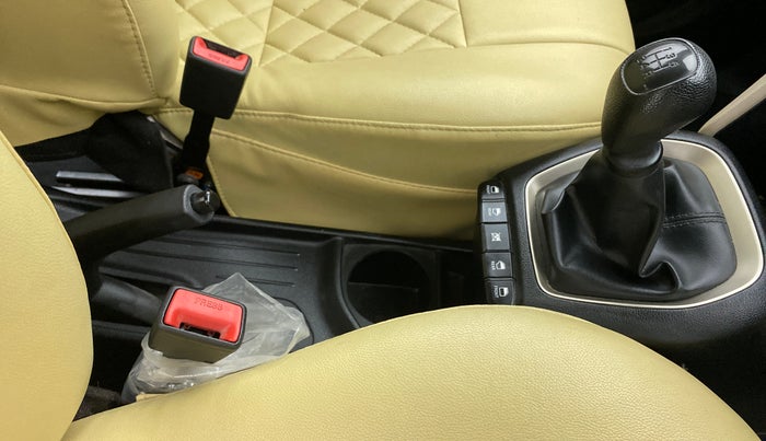 2018 Hyundai NEW SANTRO SPORTZ MT, Petrol, Manual, 20,401 km, Gear Lever