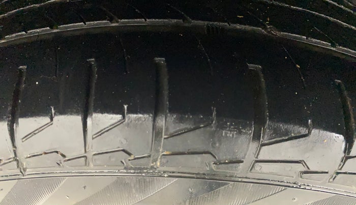 2022 Maruti S Cross ZETA 1.5, Petrol, Manual, 27,846 km, Right Rear Tyre Tread