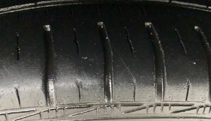 2018 Hyundai Grand i10 ASTA 1.2 KAPPA VTVT, Petrol, Manual, 52,844 km, Left Front Tyre Tread