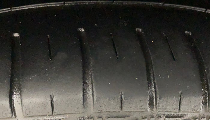 2018 Hyundai Grand i10 ASTA 1.2 KAPPA VTVT, Petrol, Manual, 52,844 km, Right Rear Tyre Tread