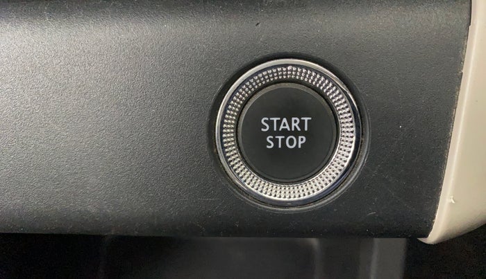 2023 Renault TRIBER RXZ, Petrol, Manual, 29,624 km, Keyless Start/ Stop Button