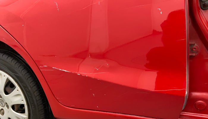 2014 Honda Brio S MT, Petrol, Manual, 99,665 km, Right rear door - Minor scratches