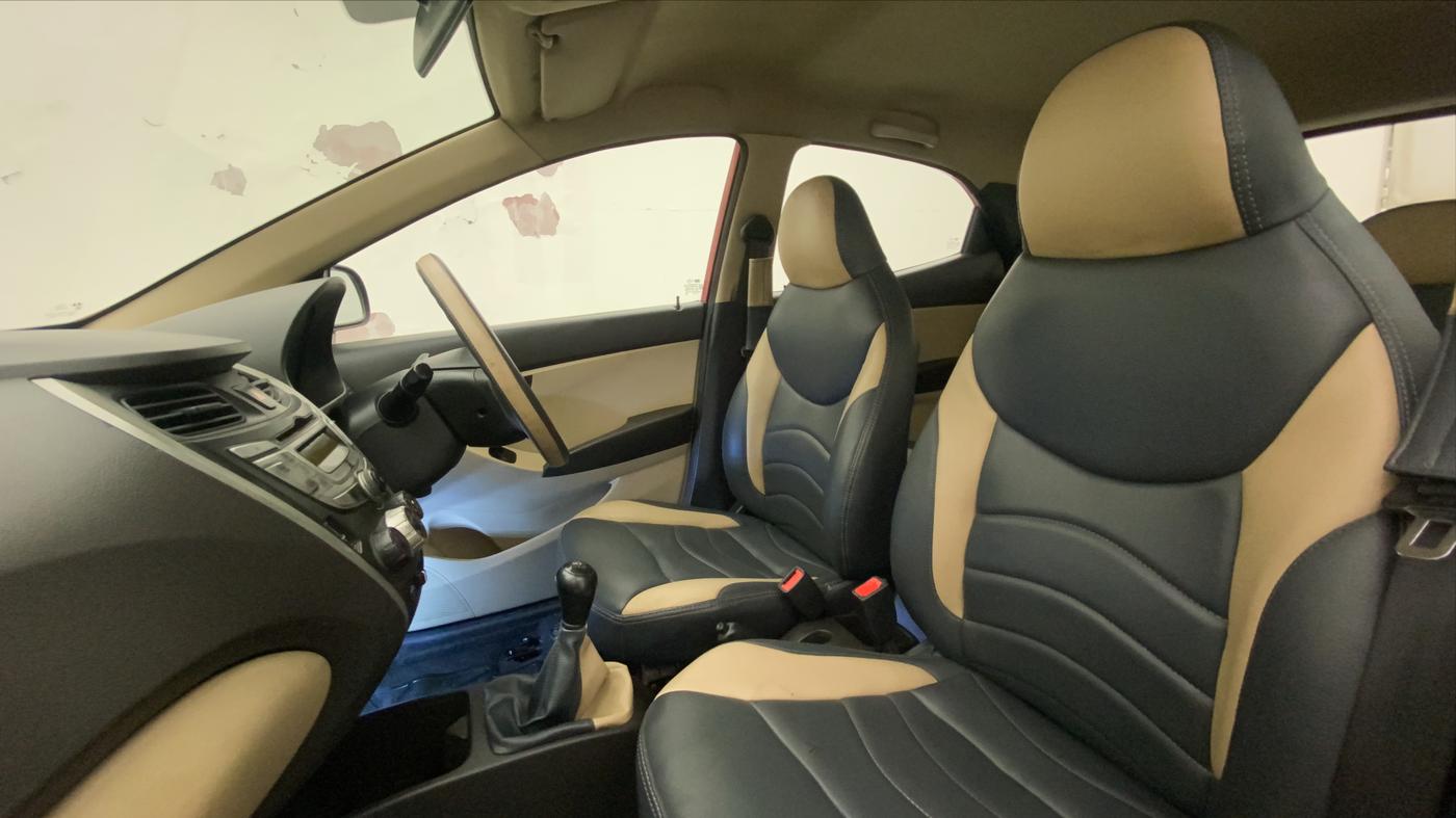2013 Hyundai Eon MAGNA +, Petrol, Manual, 62,933 km, Right Side Front Door Cabin