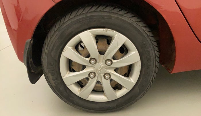 2013 Hyundai Eon MAGNA +, Petrol, Manual, 62,933 km, Right Rear Wheel