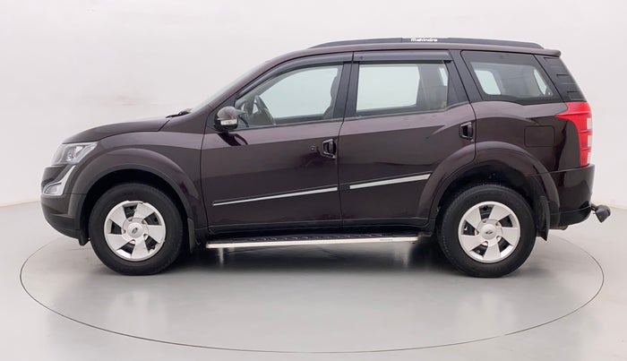 2016 Mahindra XUV500 W6, Diesel, Manual, 44,530 km, Left Side