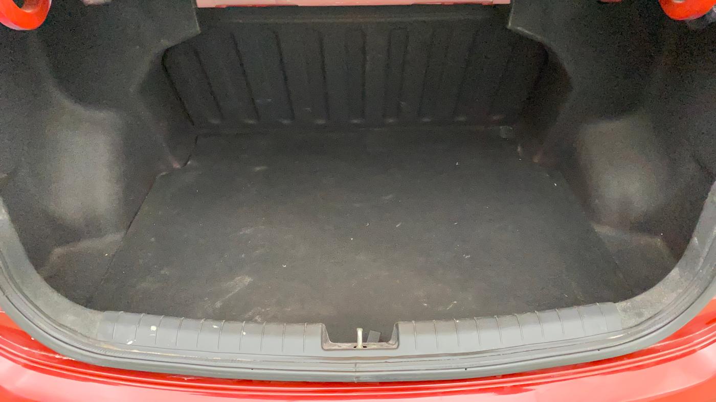 2014 Hyundai Xcent SX 1.2 (O), Petrol, Manual, 44,696 km, Boot Inside