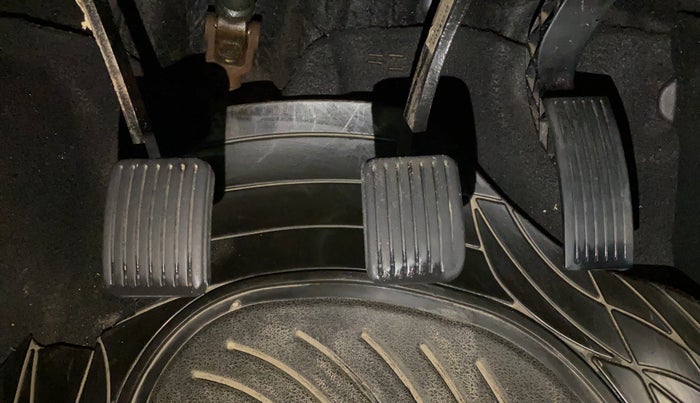 2014 Hyundai Xcent SX 1.2 (O), Petrol, Manual, 44,696 km, Pedals