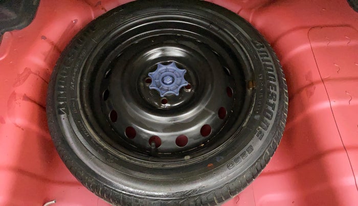 2014 Hyundai Xcent SX 1.2 (O), Petrol, Manual, 44,696 km, Spare Tyre