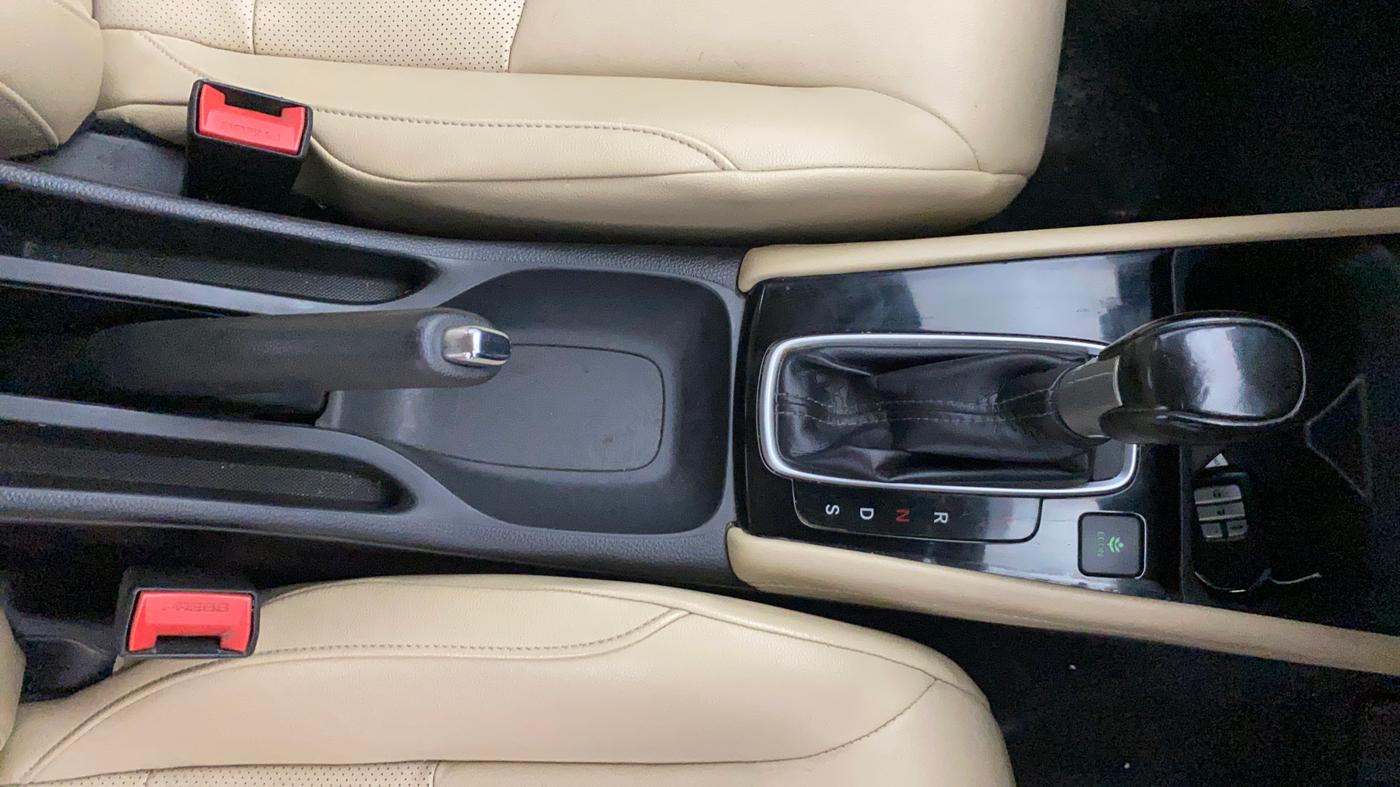 2021 Honda City 1.5L I-VTEC ZX CVT, Petrol, Automatic, 95,752 km, Gear Lever