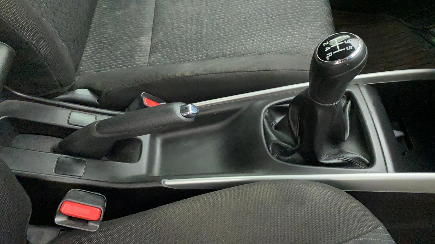 2017 Maruti Baleno ZETA PETROL 1.2, Petrol, Manual, 42,841 km, Gear Lever