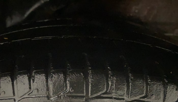 2013 Hyundai i10 SPORTZ 1.2, Petrol, Manual, 39,866 km, Left Rear Tyre Tread