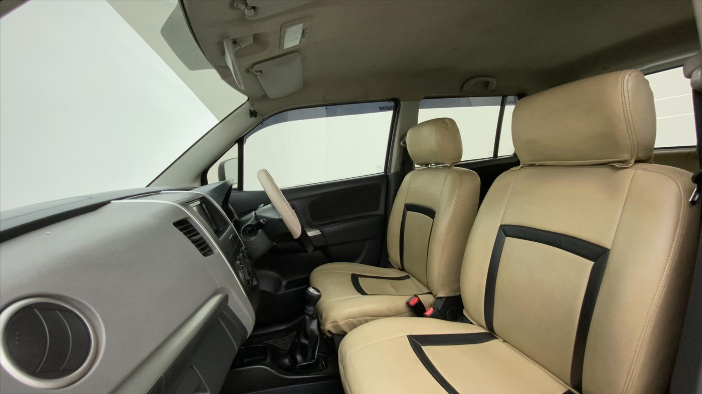 2011 Maruti Wagon R 1.0 LXI, Petrol, Manual, 55,622 km, Right Side Front Door Cabin