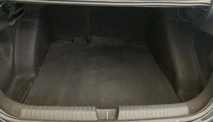 2025 Volkswagen VIRTUS GT Line 1.0L TSI AT, Petrol, Automatic, 1,540 km, Boot Inside