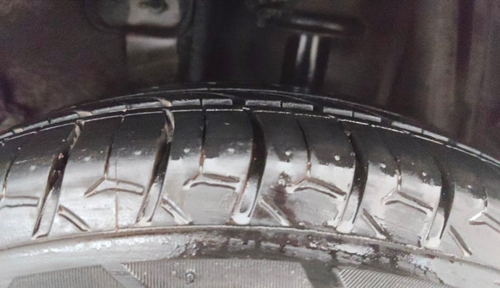 2021 Tata Tiago XT (O) PETROL, Petrol, Manual, 97,520 km, Left Rear Tyre Tread