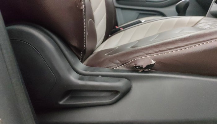 2021 Tata Tiago XT (O) PETROL, Petrol, Manual, 97,520 km, Driver Side Adjustment Panel