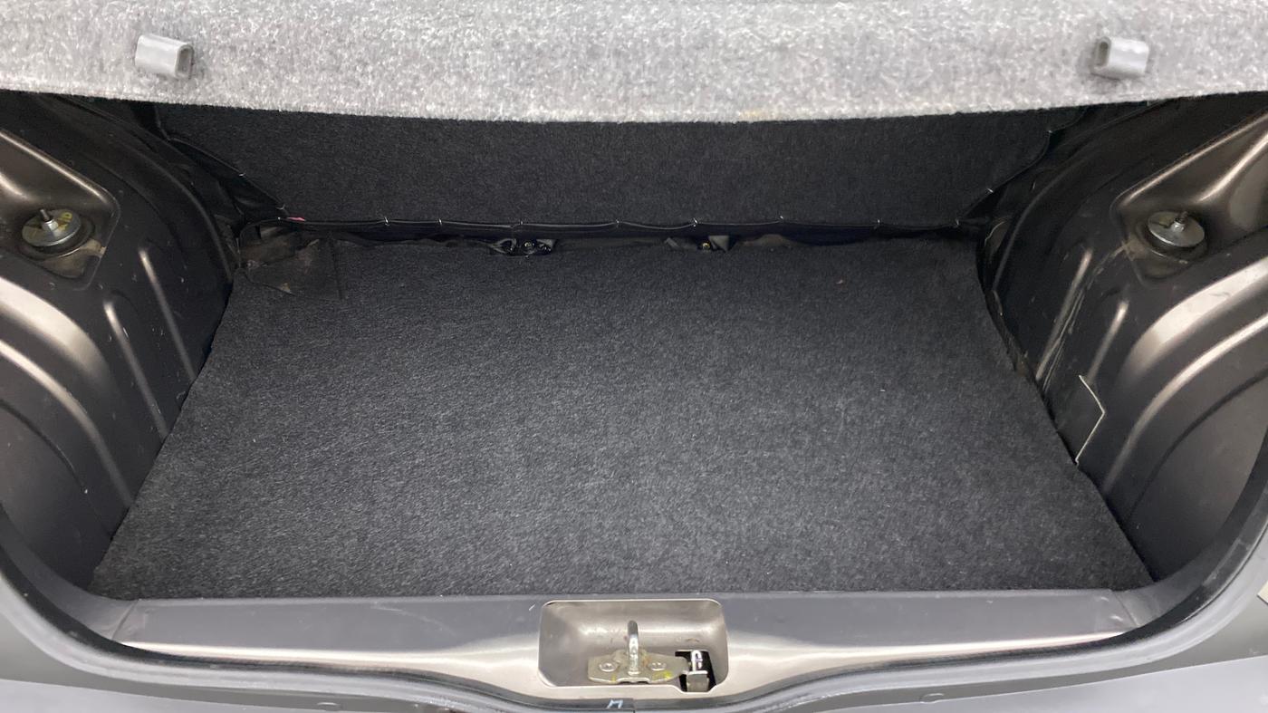 2016 Renault Kwid RXT, Petrol, Manual, 26,762 km, Boot Inside