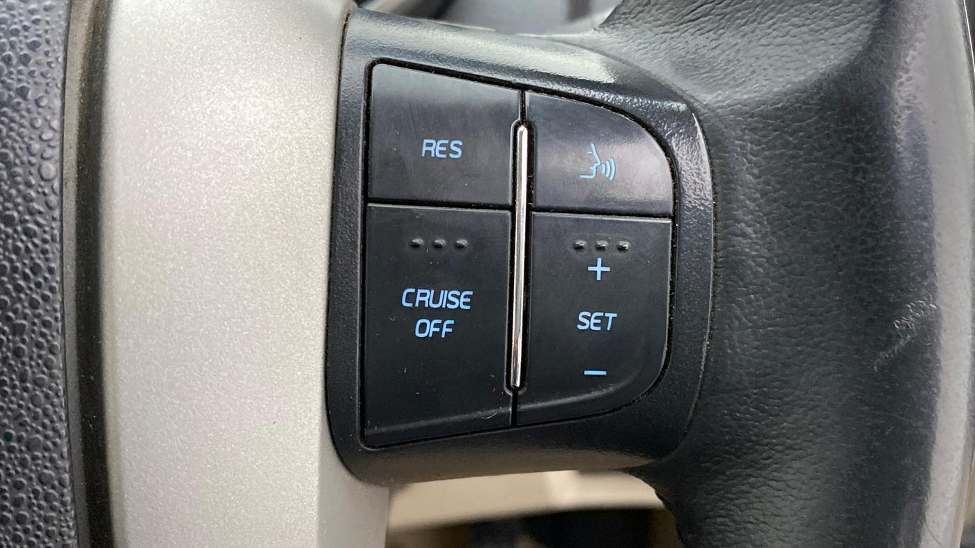 2018 Mahindra XUV500 W10 AT, Diesel, Automatic, 75,889 km, Adaptive Cruise Control