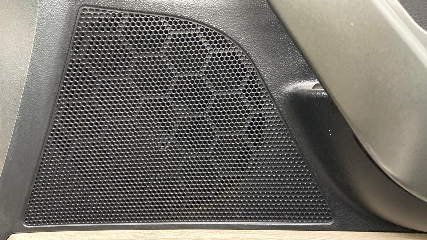 2018 Mahindra XUV500 W10 AT, Diesel, Automatic, 75,889 km, Speaker