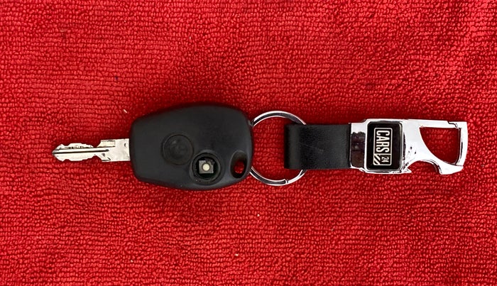 2015 Renault Duster 85 PS RXL DIESEL, Diesel, Manual, 82,626 km, Key Close Up