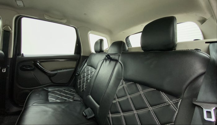 2015 Renault Duster 85 PS RXL DIESEL, Diesel, Manual, 82,626 km, Right Side Rear Door Cabin