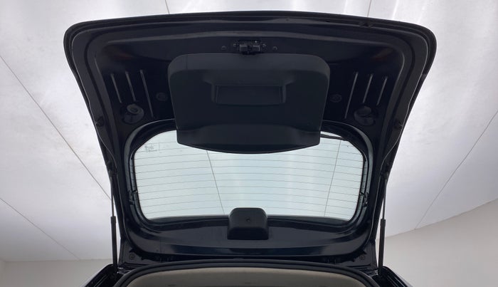 2015 Renault Duster 85 PS RXL DIESEL, Diesel, Manual, 82,626 km, Boot Door Open