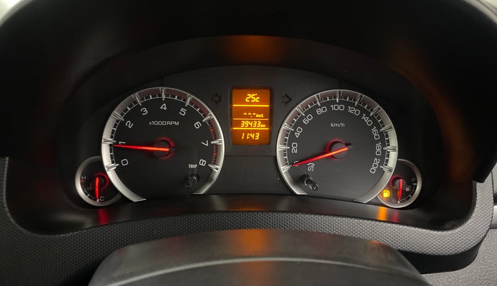 2014 Maruti Swift ZXI, Petrol, Manual, 39,432 km, Odometer Image