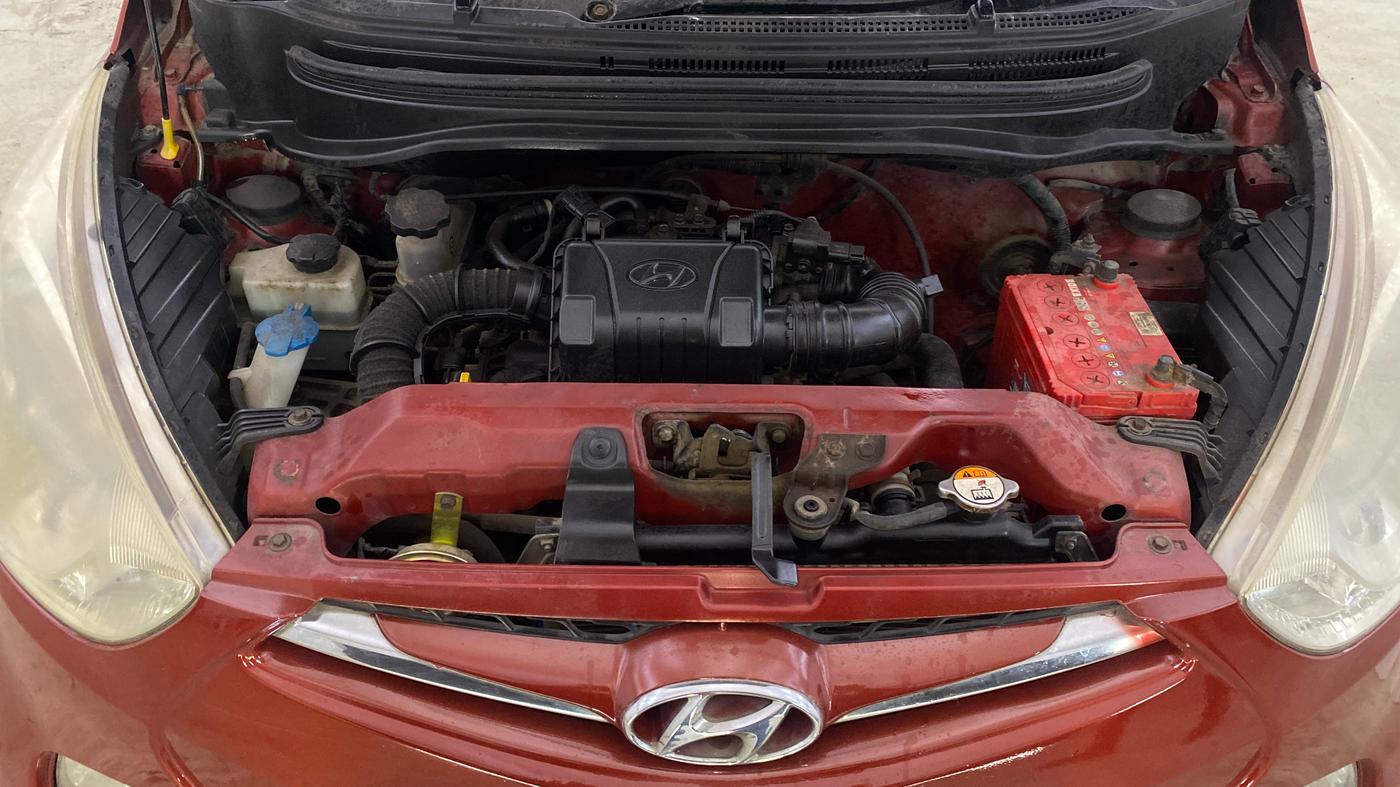 2013 Hyundai Eon SPORTZ, Petrol, Manual, 40,524 km, Engine View