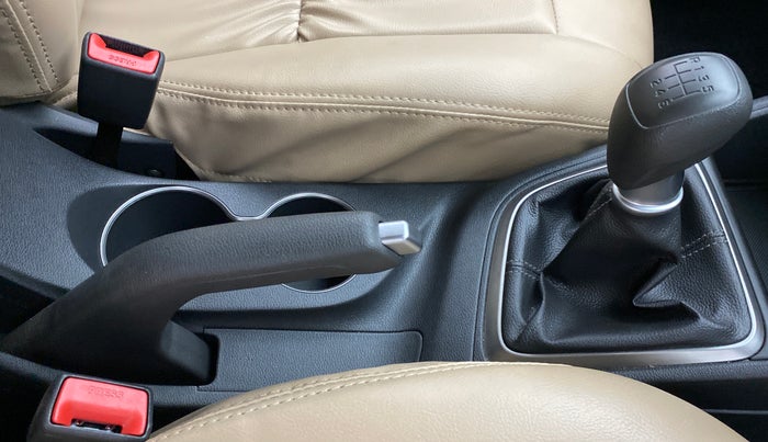 2019 Hyundai Verna 1.6 SX VTVT, Petrol, Manual, 13,976 km, Gear Lever