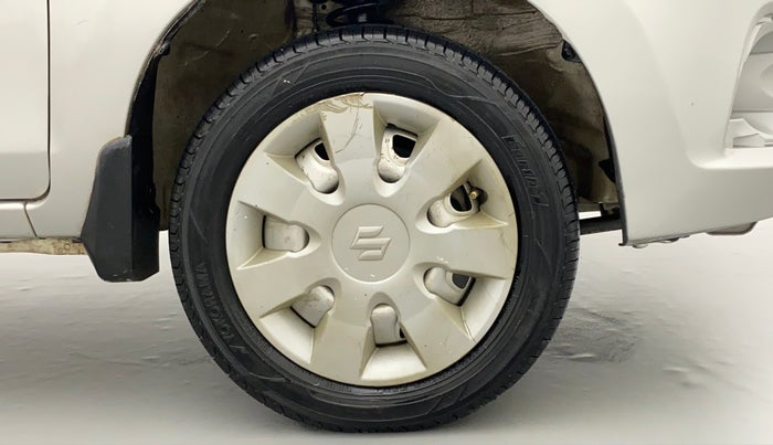 2015 Maruti Alto K10 LXI CNG, CNG, Manual, 66,574 km, Right Front Wheel